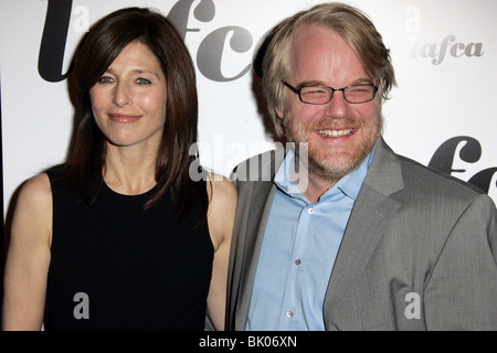 CATHERINE KEENER & PHILIP SEYMOUR HOFFMAN 31ST LOS ANGELES FILM CRITICS ASSOCIATION AWARDS CENTURY CITY LOS ANGELES USA 17 Jan Stock Photo