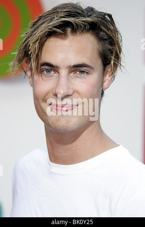 ERIK VON DETTEN CHICKEN LITTLE WORLD PREMIER EL CAPITAN HOLLYWOOD LOS ANGELES USA 30 October 2005 Stock Photo