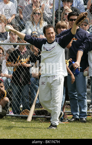 ROB SCHNEIDER BENCHWARMERS GAME UCLA WESTWOOD LOS ANGELES USA 02 April 2006 Stock Photo