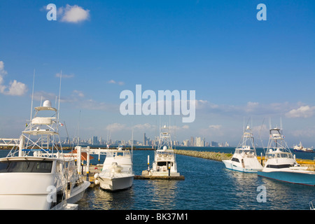 The Amador Causeway, Fuerte Amador Resort and Marina, with city skyline in background, Panama City, Panama, Central America Stock Photo