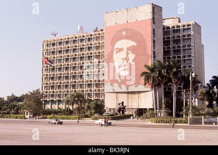 Ministry of the Interior Building with a painting of Che Guevara, Havana, Cuba Stock Photo