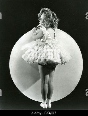 SHIRLEY TEMPLE - US film actress in 1934 the year of her first starring role in the Fox film Baby Take A Bow Stock Photo