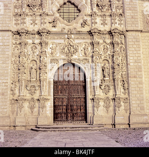 Doorway to the Church of San Francisco Xavier in Tepotzotlan, Mexico Stock Photo
