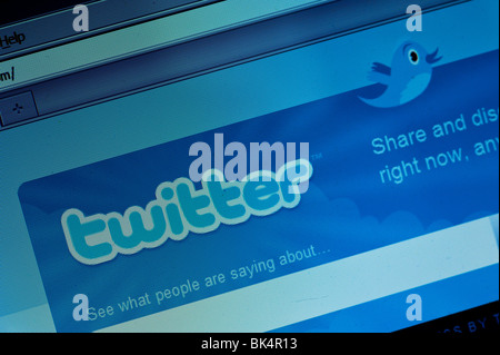 Image of a Twitter web page with the Twitter logo Stock Photo