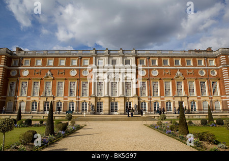 The formal gardens of Hampton Court Palace, Surrey, England. Stock Photo