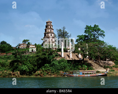 Thien Mu Pagoda, UNESCO World Heritage Site, situated on the left bank of the Perfume River, Hue, Vietnam Stock Photo