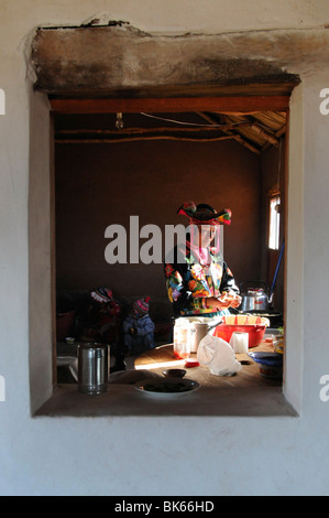 Cook, Llachon community, Capachica peninsula, Peru, South America, Latin America Stock Photo