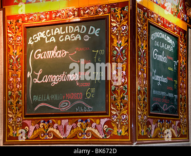 Taberna La Fragua De Vulcano  Old Madrid Spain Bar Tapas Restaurant wall tiles Gambas Stock Photo