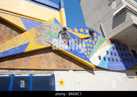 Ídolos mural by Pérez Celis outside Estadio Alberto J. Armando (formerly the Estadio Camilo Cichero) or La Bombonera stadium. Ho Stock Photo