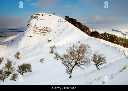 Snow Covered Back Tor, with Winhill Pike in the Distance, The Peak District National Park, UK, England Stock Photo