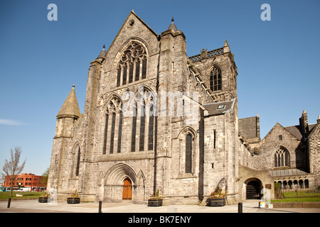 Paisley Abbey, a restored medieval (started in the 12th century) Cluniac abbey, now a Church of Scotland church in Paisley, Renfrewshire Stock Photo