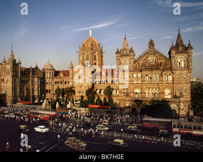 Victoria Terminus (Chhatrapati Shivaji), UNESCO World Heritage Site, Mumbai (Bombay), India, Asia Stock Photo