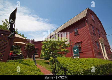 The White Horse Tavern in historic Newport, Rhode Island, New England, USA Stock Photo