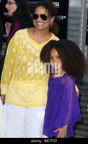 DEBBIE ALLEN JADAGRACE GORDY TERMINATOR SALVATION U.S. PREMIERE HOLLYWOOD LOS ANGELES CA USA 14 May 2009 Stock Photo