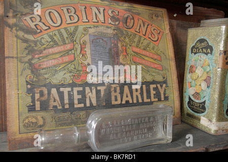 Alexandria Virginia,Old Town,South Fairfax Street,historic district,Stabler Leadbeater Apothecary Museum,chemist,old fashioned,Early America,bottle,ol Stock Photo