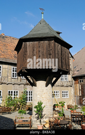 Ramshackle half-timbered farm and ancient dovecote, UNESCO World Heritage city of Quedlinburg, Saxony-Anhalt, Germany, Europe Stock Photo