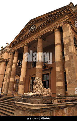 Front facade of Stowe School, private school since 1923, architecture from 1770, Classicism, Stowe, Buckingham, Buckinghamshire Stock Photo