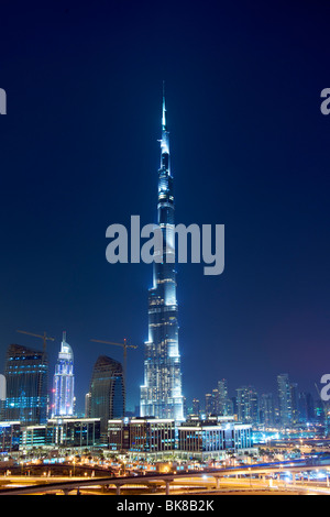 Night-time view of the 818-metre Burj Khalifa, the tallest building in the world (as of January 2010) in Dubai, the UAE. Stock Photo