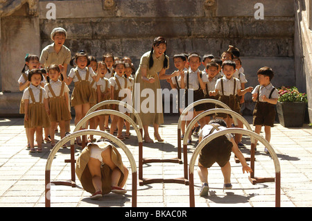 Kan shang qu hen mei   Little Red Flowers Year : 2006 - China Director : Zhang Yuan Xiaofeng Li Stock Photo