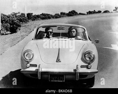 BULLITT (1968) STEVE McQUEEN, JACQUELINE BISSET BULL 002P Stock Photo