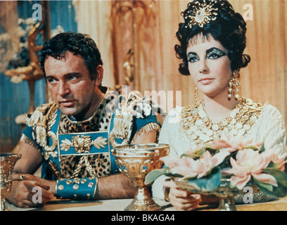 CLEOPATRA (1963) RICHARD BURTON, ELIZABETH TAYLOR CLEP 020CP Stock Photo