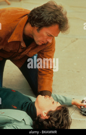 THE ENFORCER (1976) CLINT EASTWOOD, TYNE DALY ENF 001 Stock Photo