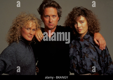 FATAL ATTRACTION (1987) GLENN CLOSE, MICHAEL DOUGLAS, ANNE ARCHER FAT 001 Stock Photo