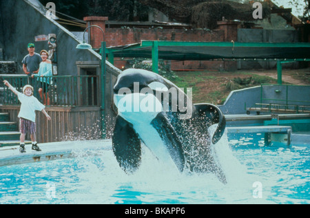 FREE WILLY (1993) LORI PETTY, JASON JAMES RICHTER FWLY 009 MOVIESTORE COLLECTION LTD Stock Photo