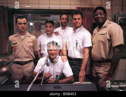 GOOD MORNING VIETNAM (1987) BRUNO KIRBY, FLOYD VIVINO, ROBIN WILLIAMS, RICHARD PORTNOW, ROBERT WUHL, FOREST WHITAKER GMV 003FOH Stock Photo