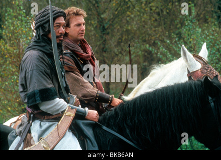 ROBIN HOOD: PRINCE OF THIEVES (1991) MORGAN FREEMAN, KEVIN COSTNER RHP 037 Stock Photo