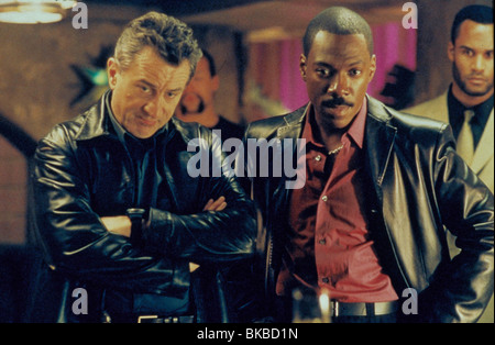 SHOWTIME (2001) ROBERT DE NIRO, EDDIE MURPHY SHWT 009 Stock Photo