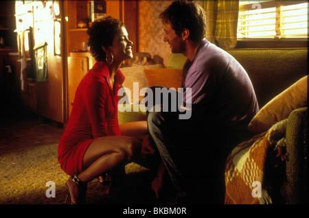 SWORDFISH (2001) HALLE BERRY, HUGH JACKMAN SWFH 001 Stock Photo