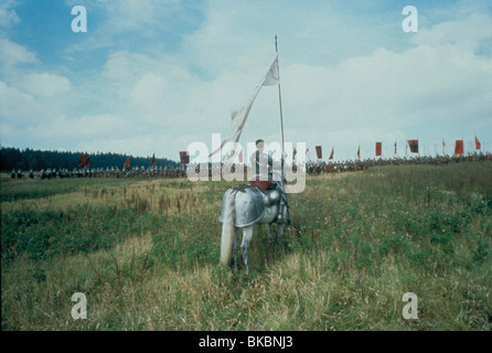 THE MESSENGER: THE STORY OF JOAN OF ARC (1999) JOAN OF ARC (ALT) MILLA JOVOVICH JOAR 071 Stock Photo