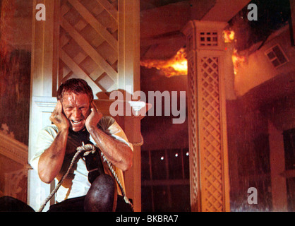 TOWERING INFERNO (1974) STEVE MCQUEEN TWIF 002FOH Stock Photo