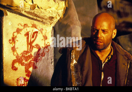 TWELVE MONKEYS (1995) BRUCE WILLIS TVMK 097 Stock Photo