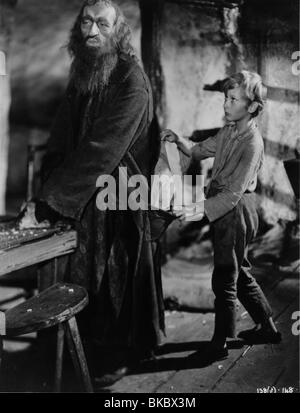 OLIVER TWIST (1948) ALEC GUINNESS, JOHN HOWARD DAVIES OLVT 004P Stock Photo