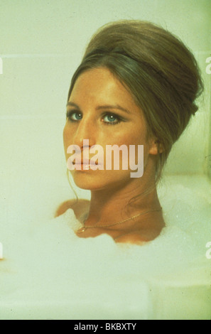 WHAT'S UP, DOC?, Barbra Streisand, director Peter Bogdanovich, 1972