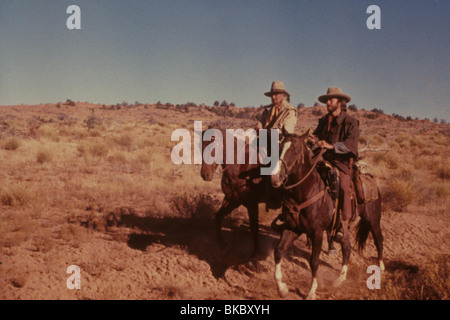 THE OUTLAW JOSEY WALES (1976) CHIEF DAN GEORGE, CLINT EASTWOOD OJW 027 Stock Photo