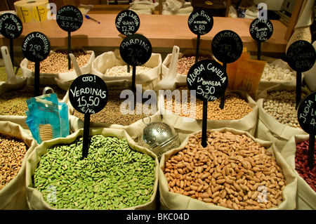 Madrid Spain Spanish grocer grocery beans market Stock Photo