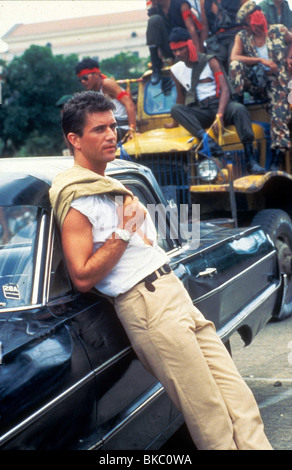 YEAR OF LIVING DANGEROUSLY (1982) MEL GIBSON YOLG 011 Stock Photo