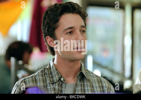 AMERICAN WEDDING (2003) AMERICAN PIE 3: PIECE OF PIE (ALT) THOMAS IAN NICHOLAS AMNW 001-K490 Stock Photo