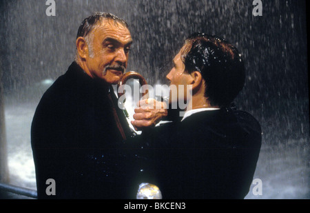 THE AVENGERS (1998) SEAN CONNERY, RALPH FIENNES AVEN 054 Stock Photo