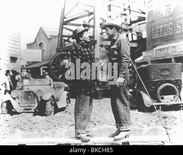 BOOM TOWN (1940) SPENCER TRACY, CLARK GABLE BMT 002P Stock Photo