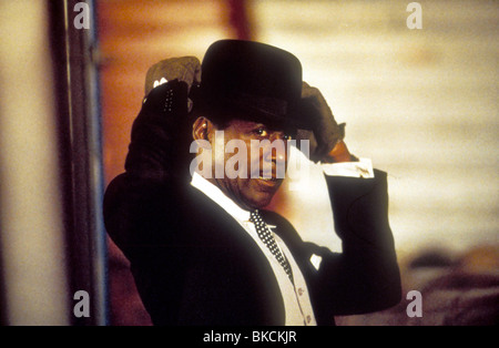 Ann Martin and Steve Sax at the City Heat Hollywood Premiere on December  5, 1984 at the Mann's Chinese Theatre in Hollywood, California Credit:  Ralph Dominguez/MediaPunch Stock Photo - Alamy