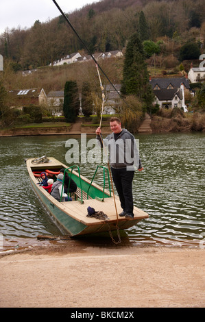 Symonds Yat Rope boat ferry crossing River Wye with passengers Stock Photo