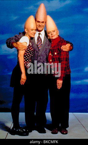 CONEHEADS (1993) MICHELLE BURKE, DAN AYKROYD, JANE CURTIN CONH 006 Stock Photo