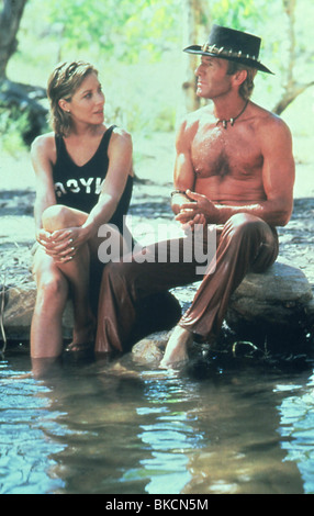 LINDA KOZLOWSKI CROCODILE DUNDEE (1986 Stock Photo: 78247117 - Alamy