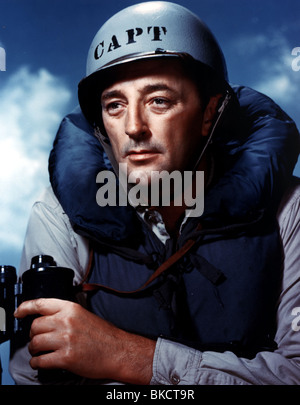 ENEMY BELOW (1957) ROBERT MITCHUM ENBE 001CP Stock Photo