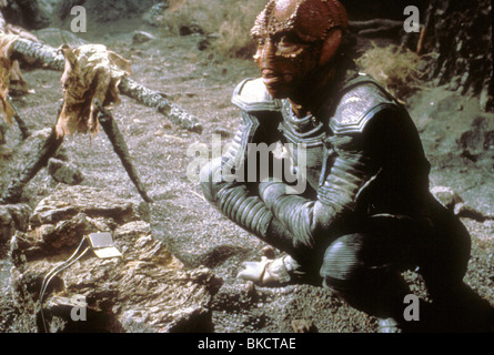 ENEMY MINE (1985) LOUIS GOSSETT JR ENM 008 Stock Photo