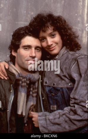 FLASHDANCE (1983) MICHAEL NOURI, JENNIFER BEALS FSD 016 Stock Photo